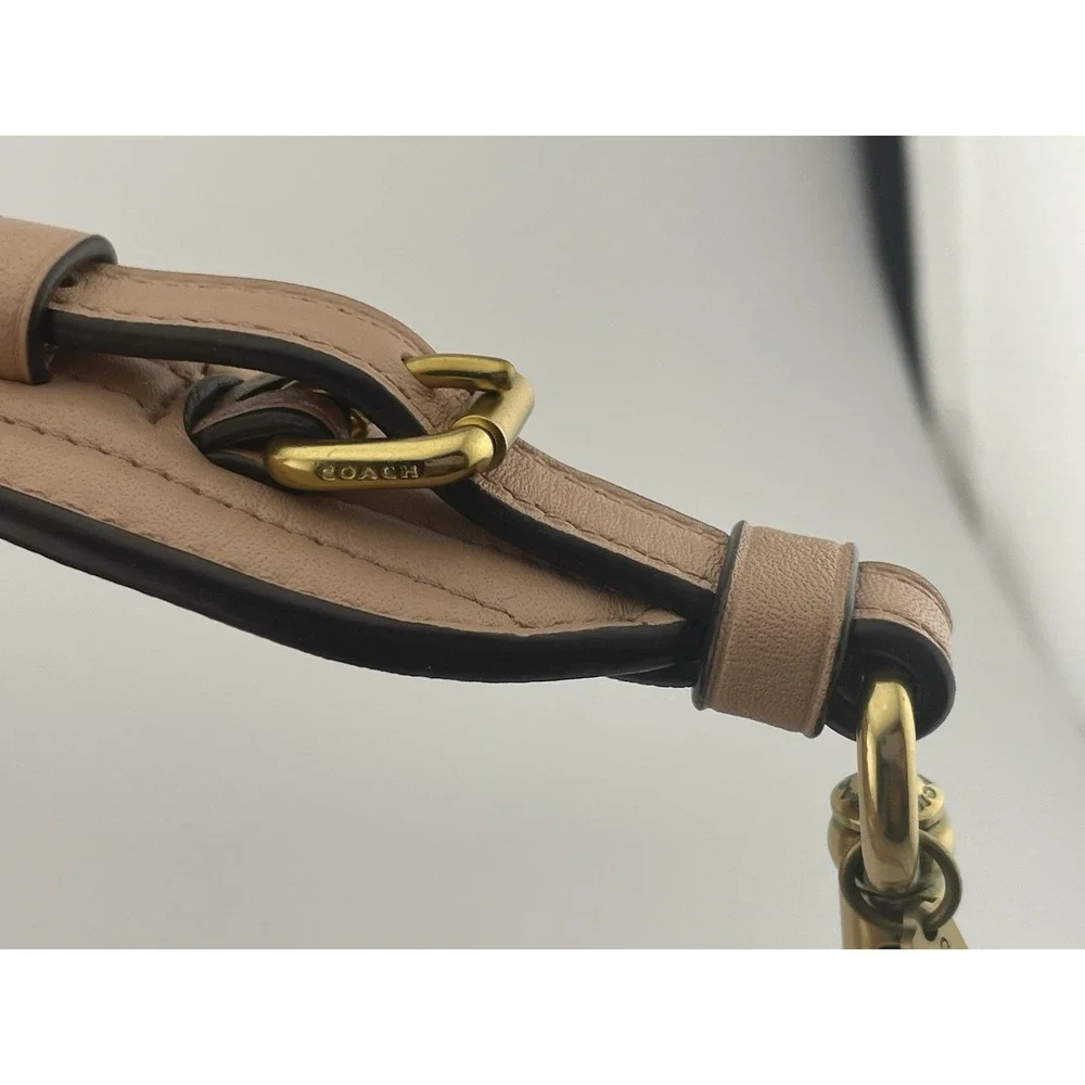 Coach Novelty Strap Quilted Deco Metallic Pink Nude‎ Leather Gold Hardware - Picture 7 of 9
